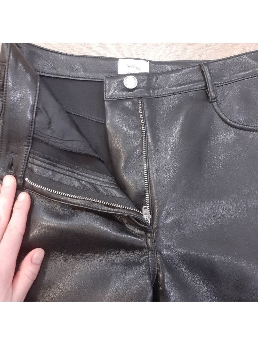 NWOT Wilfred Melina Straight Leg Vegan Leather Pant in Black - Picture 5 of 9